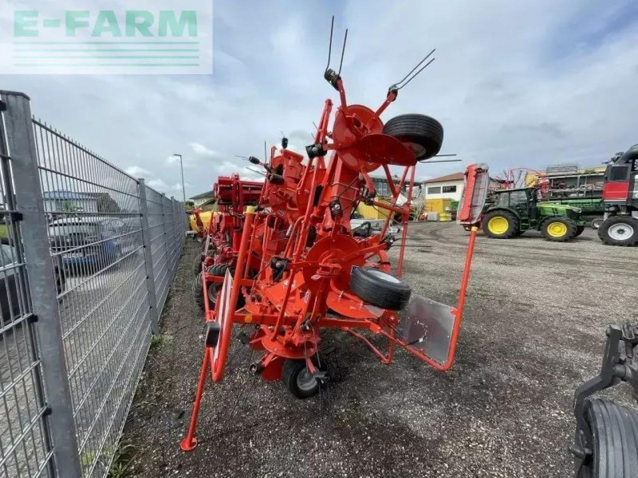 Kuhn gf 7902 - Сеноворошилка: фото 2 Kuhn gf 7902 - Сеноворошилка: фото 2