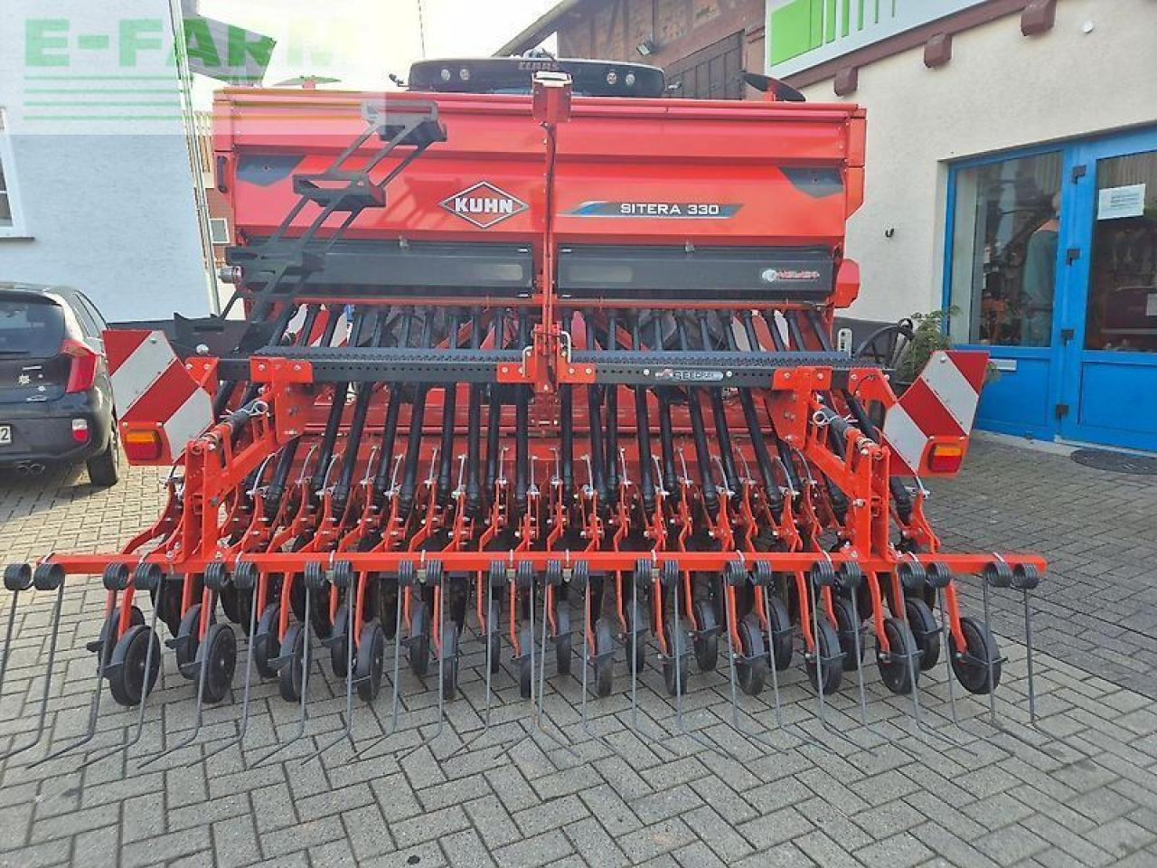 Kuhn sitera 330e 24 reihen + hrb 303d , elektrische dosierung, spuranreißer, durakuhn - Сеялка: фото 2 Kuhn sitera 330e 24 reihen + hrb 303d , elektrische dosierung, spuranreißer, durakuhn - Сеялка: фото 2