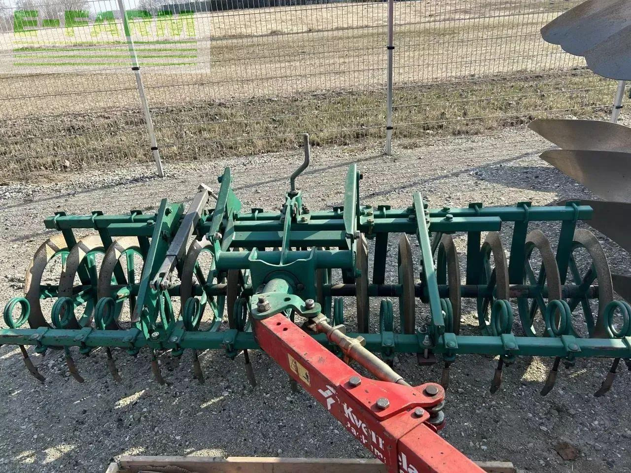 Kverneland eg100 300/28-5 furet - Плуг: фото 2 Kverneland eg100 300/28-5 furet - Плуг: фото 2