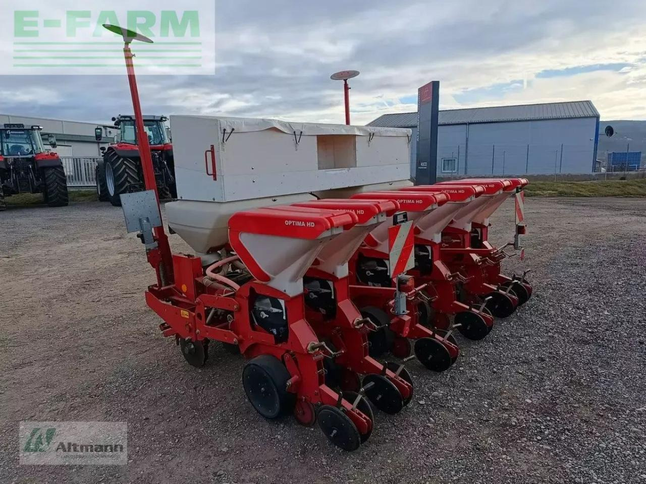 Kverneland optima hd 6reihig 4m tele mit reihendüngerstreue - Сеялка точного высева: фото 4 Kverneland optima hd 6reihig 4m tele mit reihendüngerstreue - Сеялка точного высева: фото 4