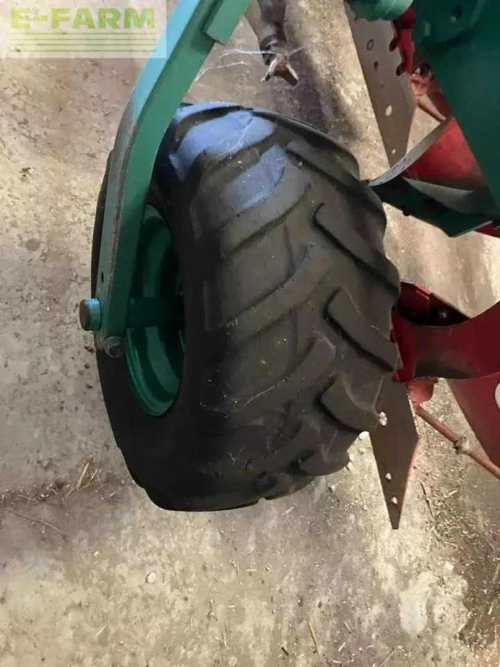 Kverneland pw100 - Плуг: фото 3 Kverneland pw100 - Плуг: фото 3