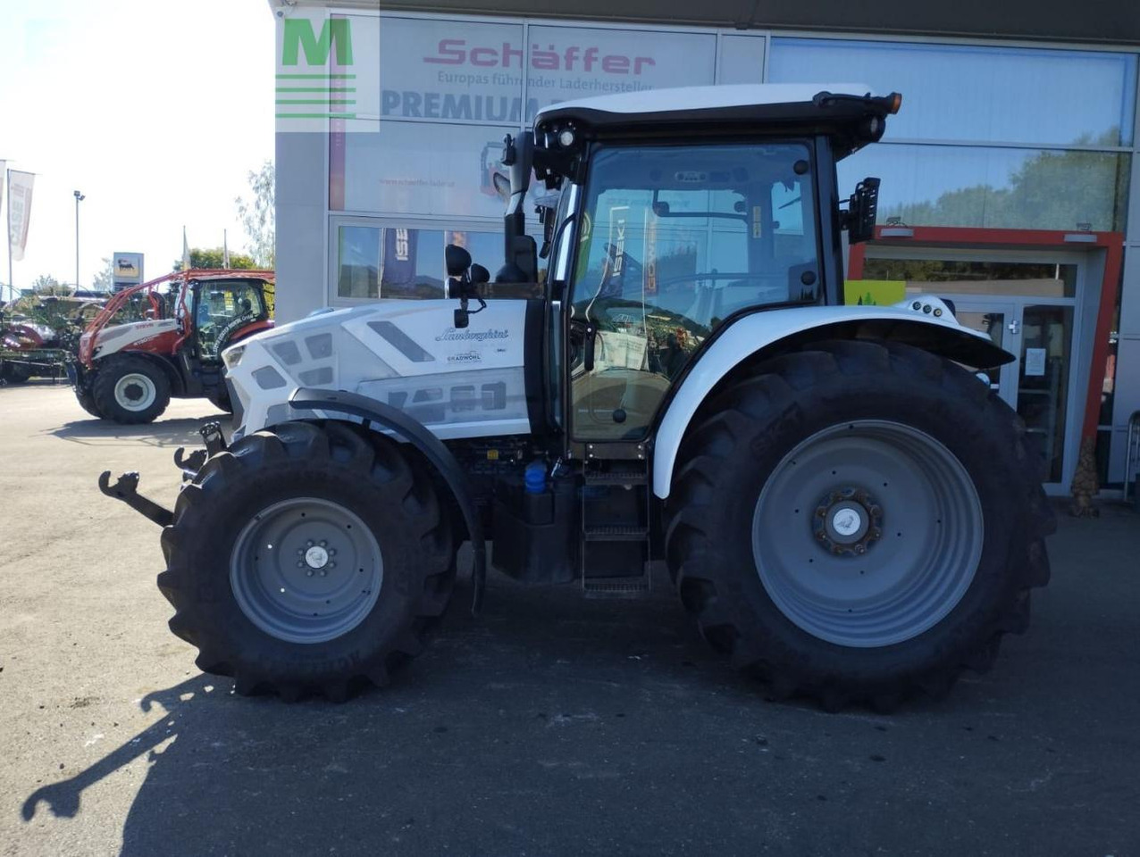 Lamborghini spark r 125 vrt - Трактор: фото 1 Lamborghini spark r 125 vrt - Трактор: фото 1