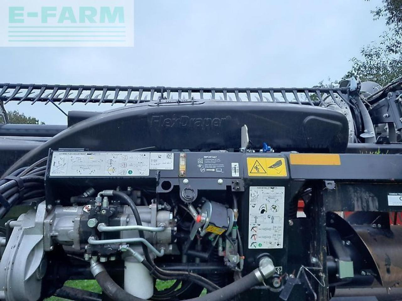 MacDon fd 235 flexdraper - 10,6m / adapter case - Оборудование для кормоуборочного комбайна: фото 4 MacDon fd 235 flexdraper - 10,6m / adapter case - Оборудование для кормоуборочного комбайна: фото 4