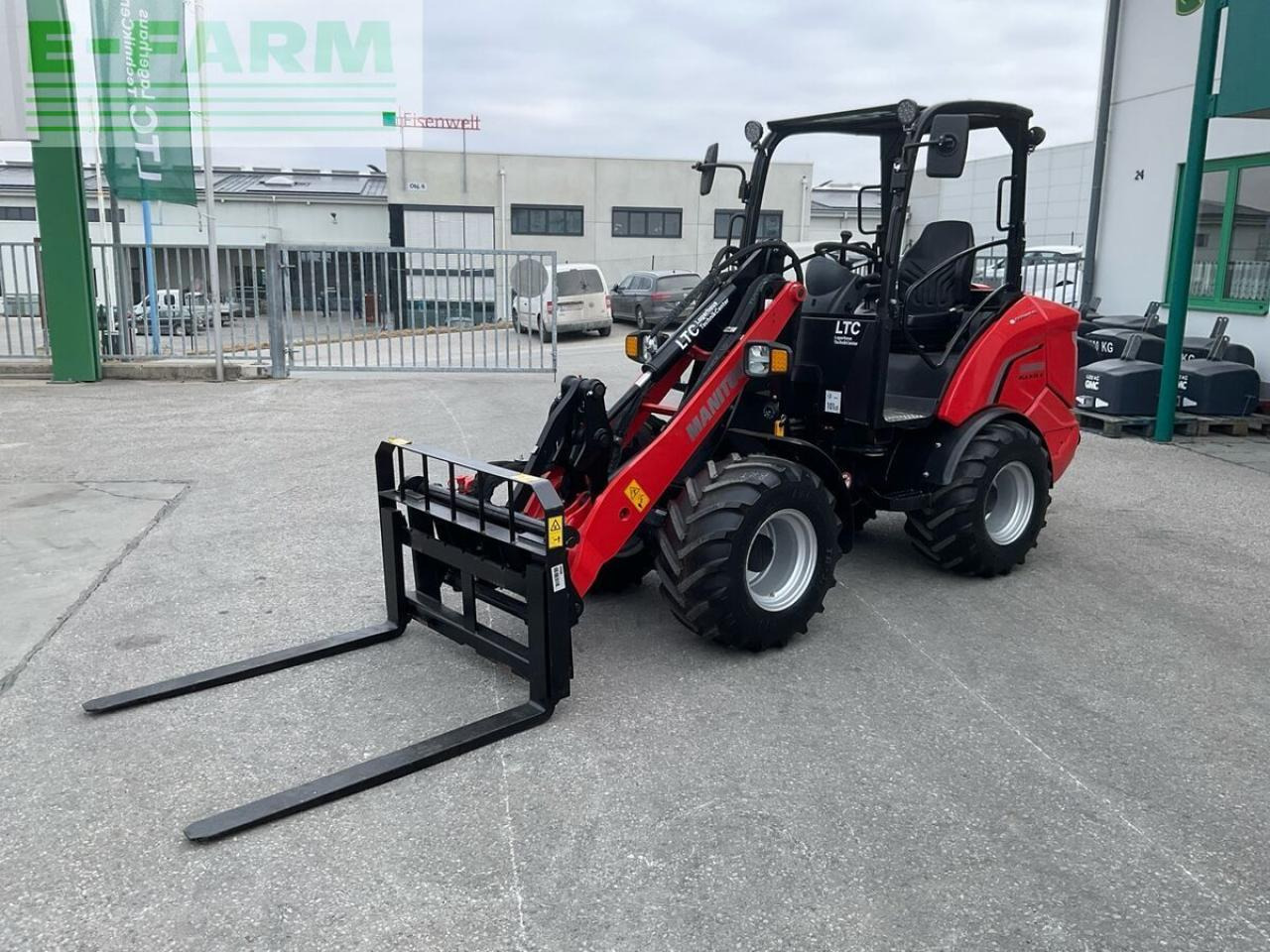 Manitou mla 3-25 h - Мини-экскаватор: фото 1 Manitou mla 3-25 h - Мини-экскаватор: фото 1