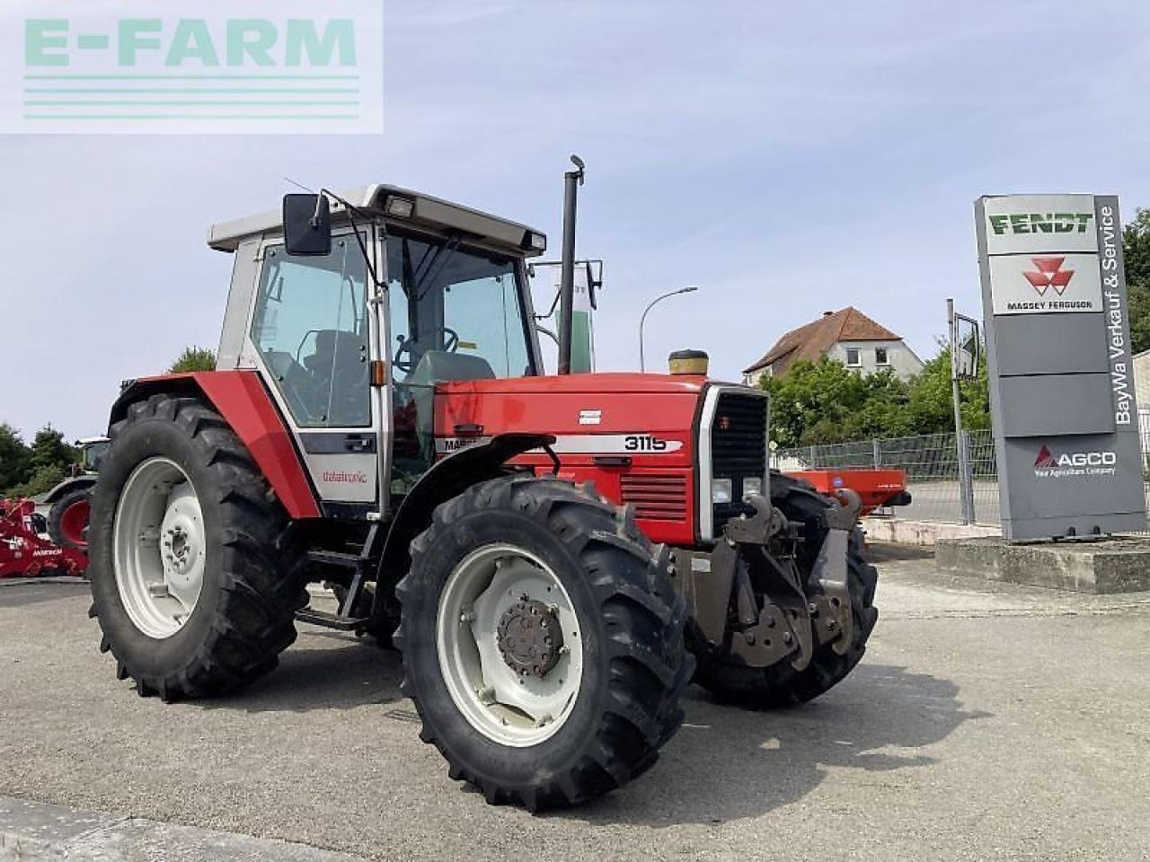Massey Ferguson 3115 - Трактор: фото 1 Massey Ferguson 3115 - Трактор: фото 1