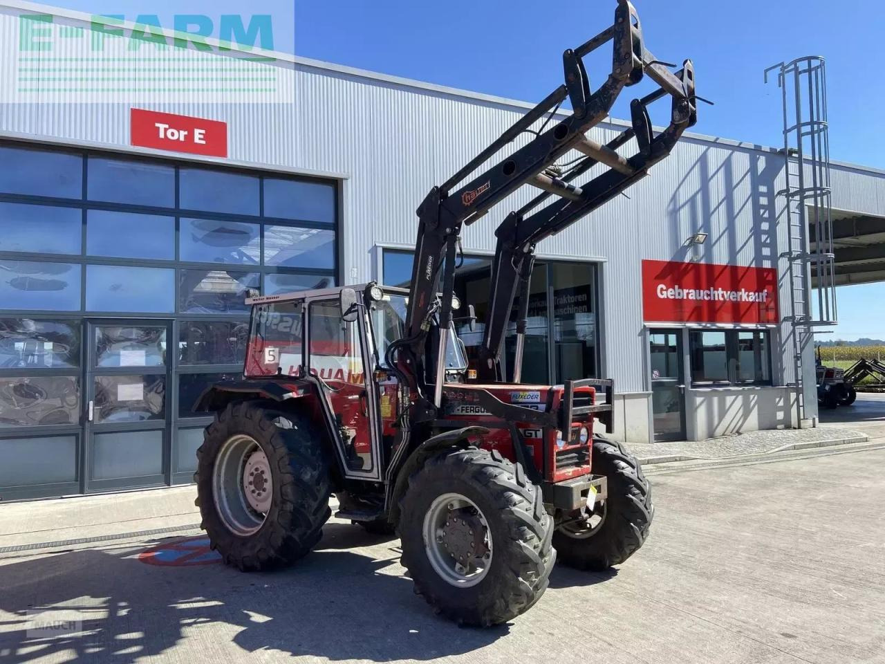 Massey Ferguson 373-4 gt - Трактор: фото 3 Massey Ferguson 373-4 gt - Трактор: фото 3