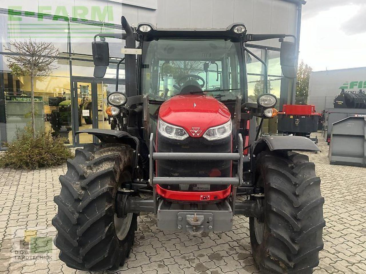 Massey Ferguson 4708 - Трактор: фото 2 Massey Ferguson 4708 - Трактор: фото 2