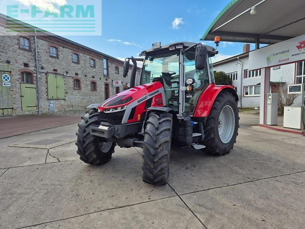 Трактор Massey Ferguson 5s.125 dyna-4 essential Essential: фото 11
