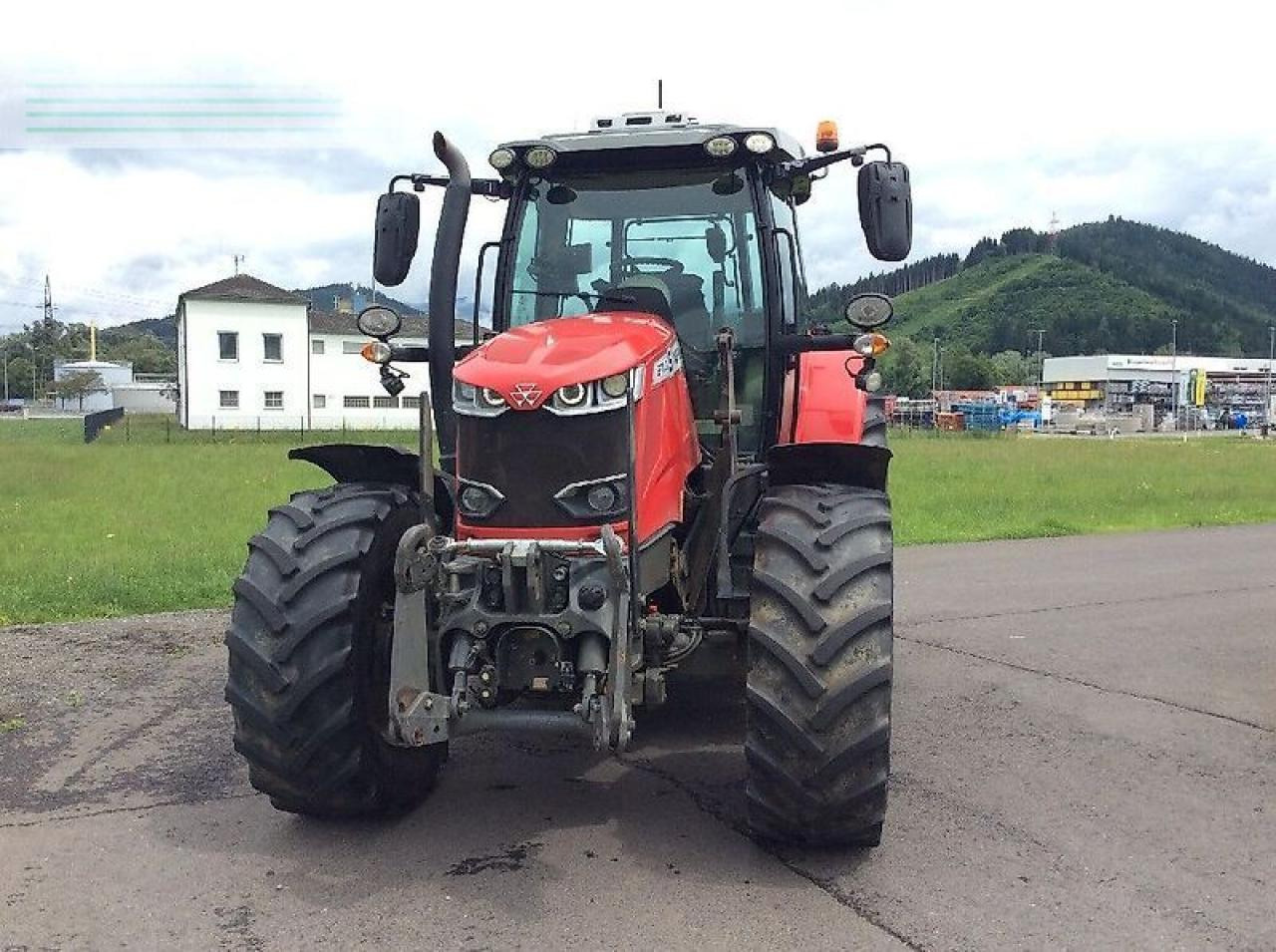 Massey Ferguson 6713s - Трактор: фото 2 Massey Ferguson 6713s - Трактор: фото 2