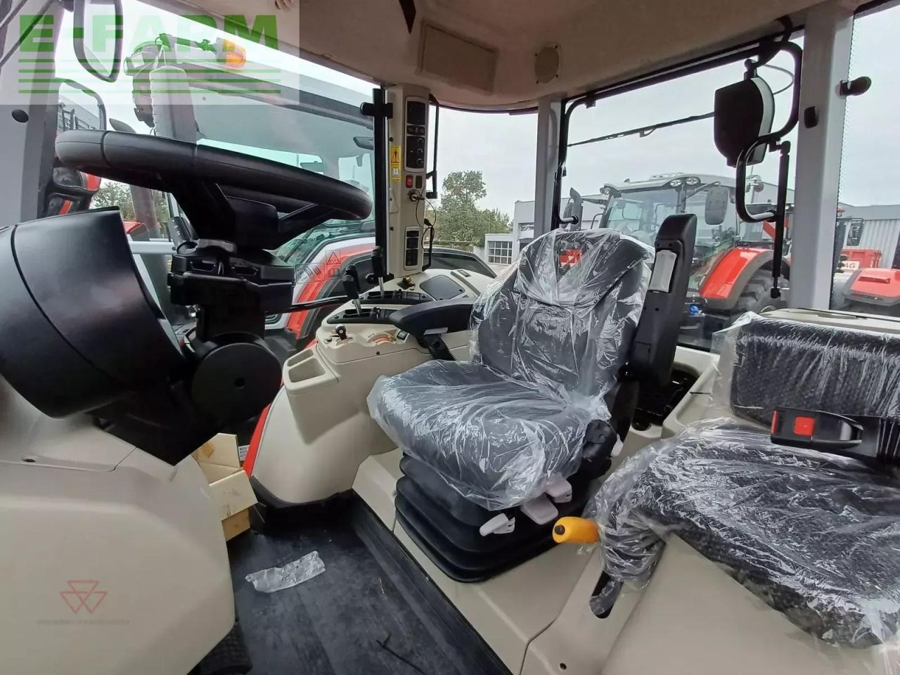 Massey Ferguson mf 6s.135 - Трактор: фото 3 Massey Ferguson mf 6s.135 - Трактор: фото 3