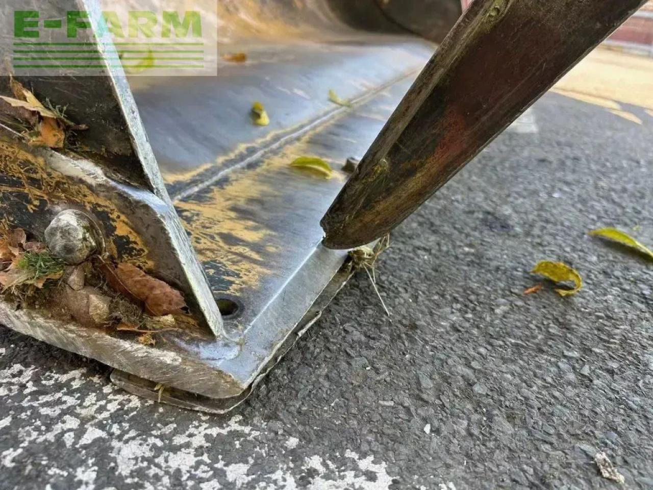 Massey Ferguson th7038 - Телескопический погрузчик: фото 4 Massey Ferguson th7038 - Телескопический погрузчик: фото 4