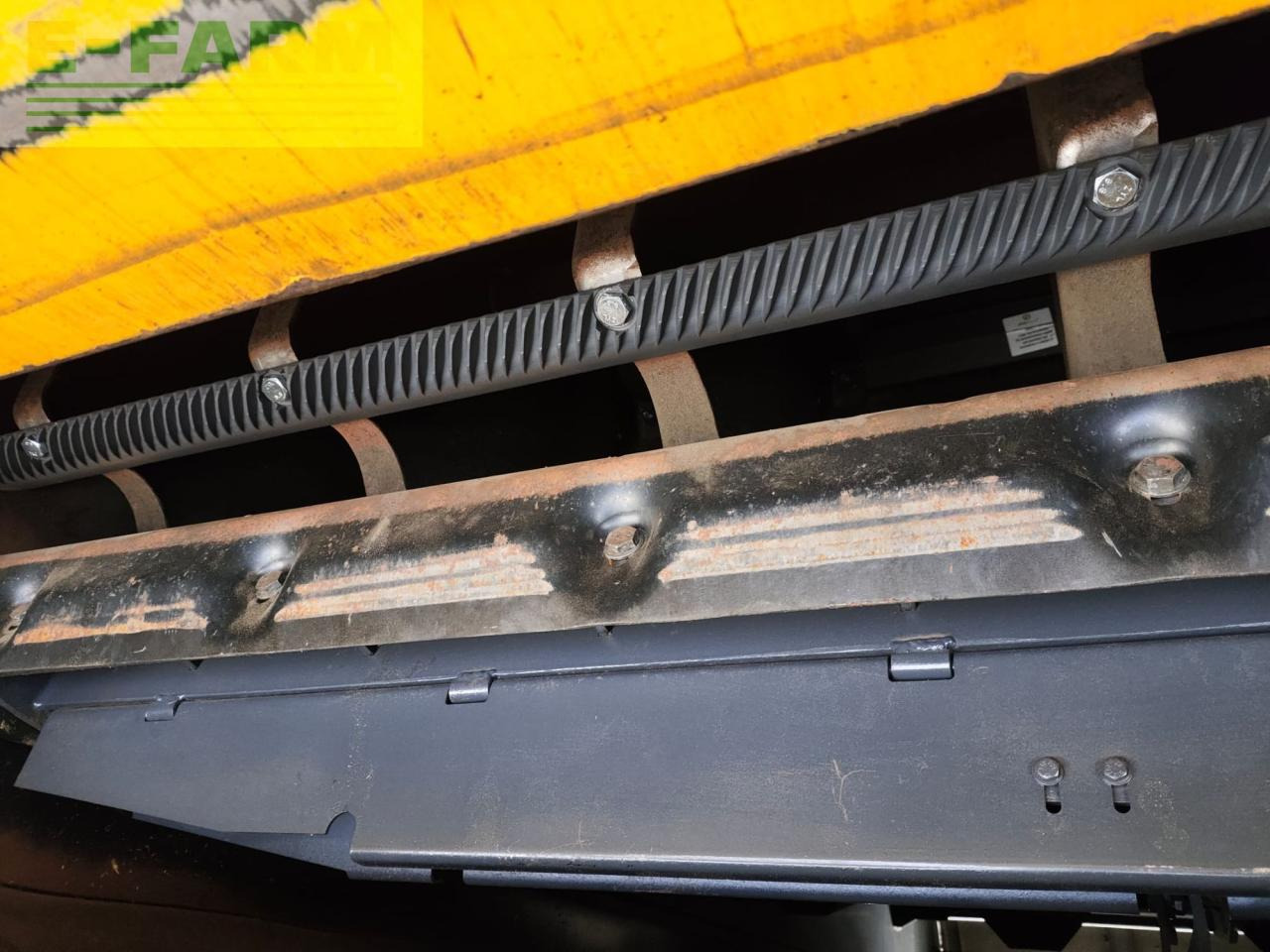 New Holland CX8080 - Зерноуборочный комбайн: фото 3 New Holland CX8080 - Зерноуборочный комбайн: фото 3