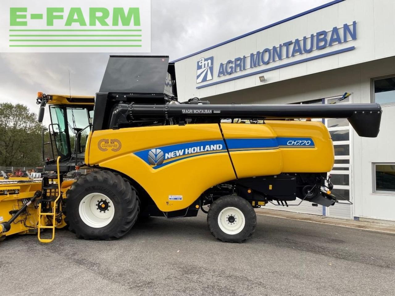 New Holland ch 7.70 laterale - Зерноуборочный комбайн: фото 4 New Holland ch 7.70 laterale - Зерноуборочный комбайн: фото 4