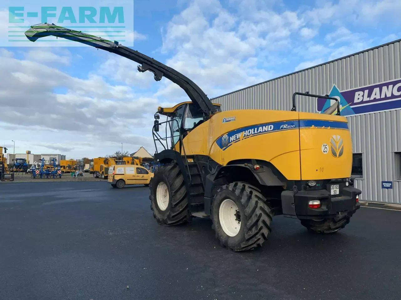 New Holland fr 600 - Кормоуборочный комбайн: фото 4 New Holland fr 600 - Кормоуборочный комбайн: фото 4
