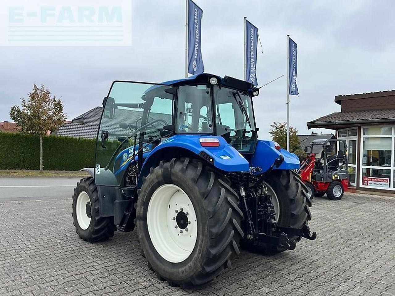 New Holland t5.115 - Трактор: фото 4 New Holland t5.115 - Трактор: фото 4