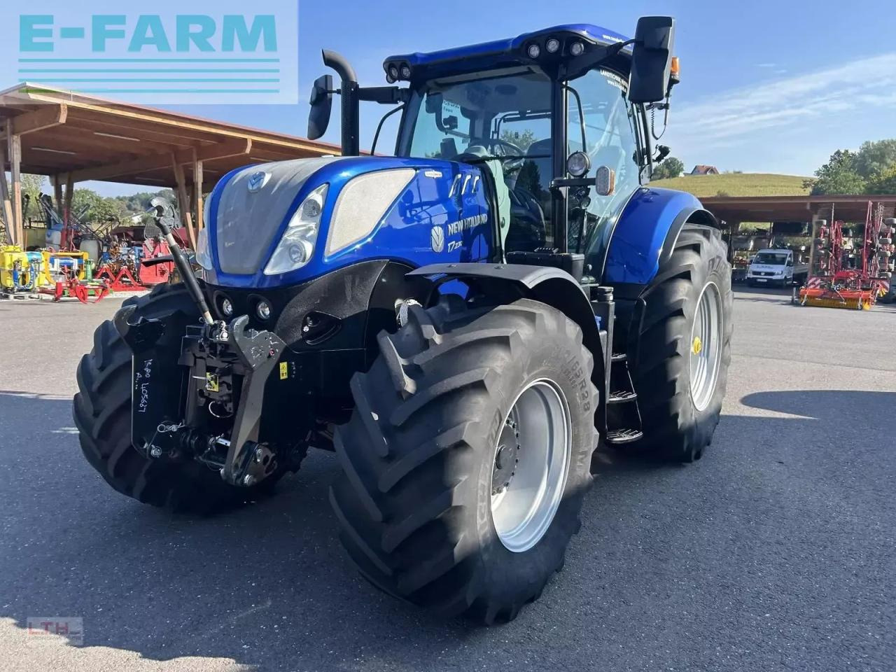 New Holland t7.230 plm auto command - Трактор: фото 3 New Holland t7.230 plm auto command - Трактор: фото 3