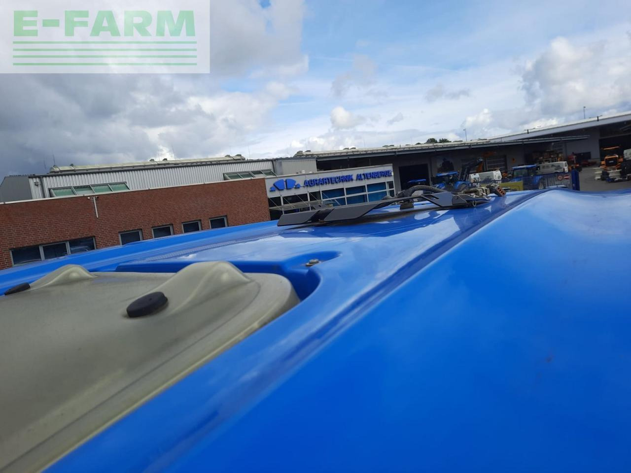 New Holland t7.290 ac heavy duty - Трактор: фото 5 New Holland t7.290 ac heavy duty - Трактор: фото 5