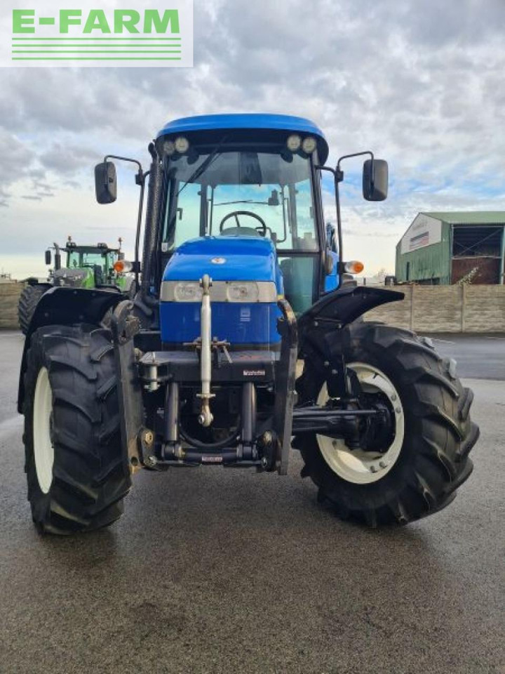 New Holland td 5040 - Трактор: фото 3 New Holland td 5040 - Трактор: фото 3