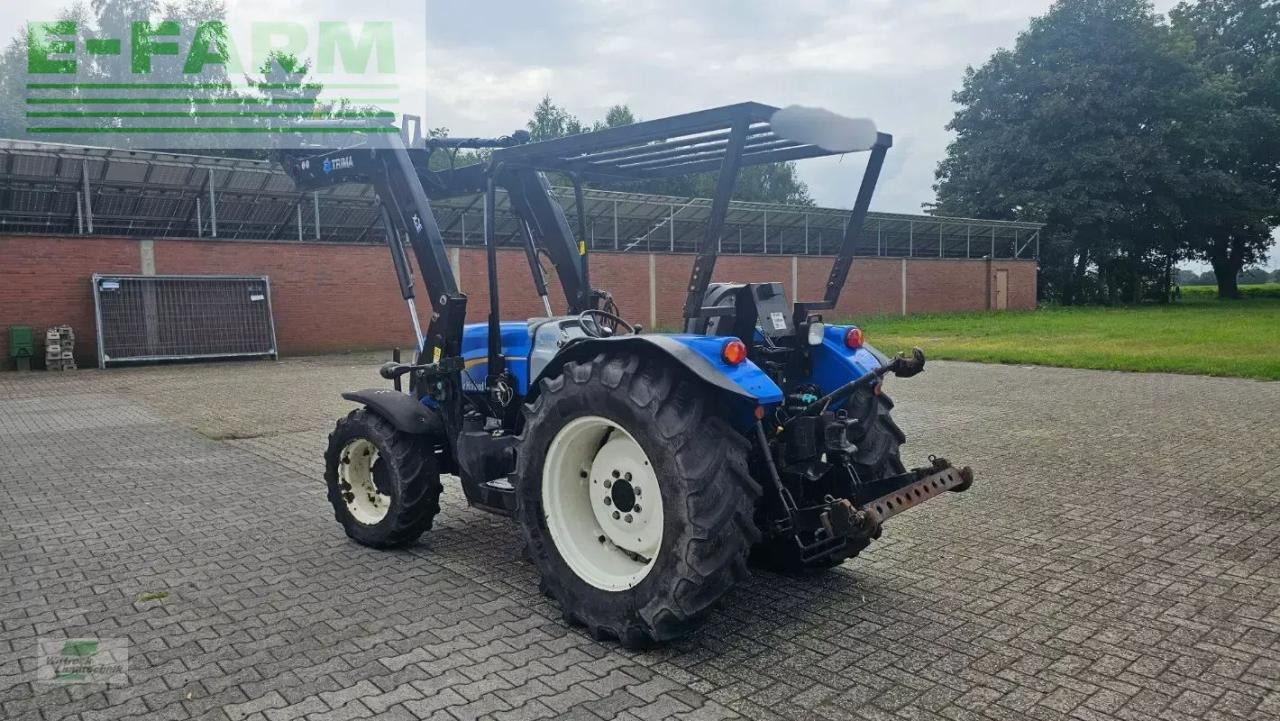 New Holland td4020f - Трактор: фото 3 New Holland td4020f - Трактор: фото 3