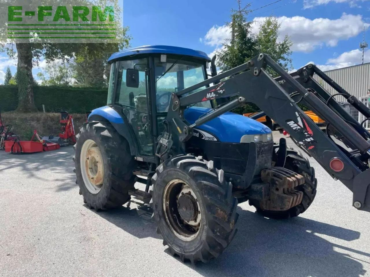 New Holland tracteur agricole td85d new holland D - Трактор: фото 5 New Holland tracteur agricole td85d new holland D - Трактор: фото 5