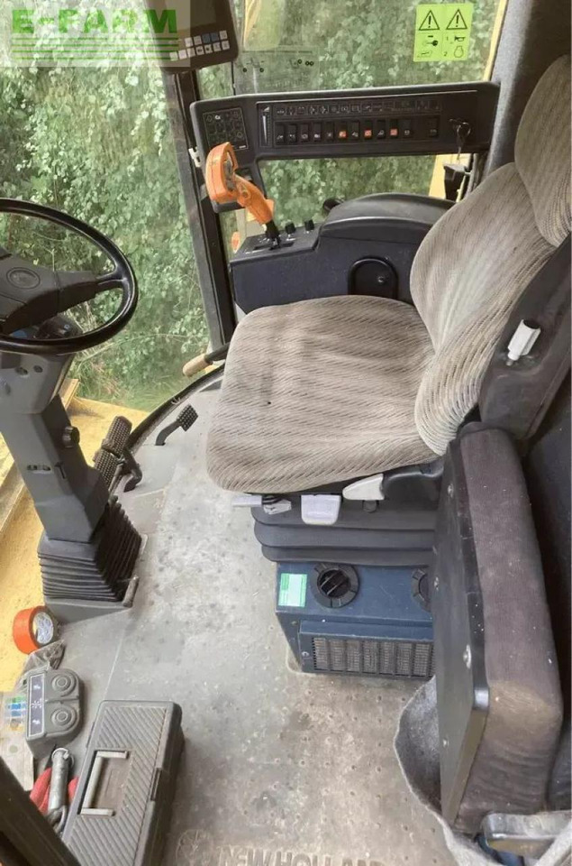 New Holland tx66 sl - Зерноуборочный комбайн: фото 4 New Holland tx66 sl - Зерноуборочный комбайн: фото 4