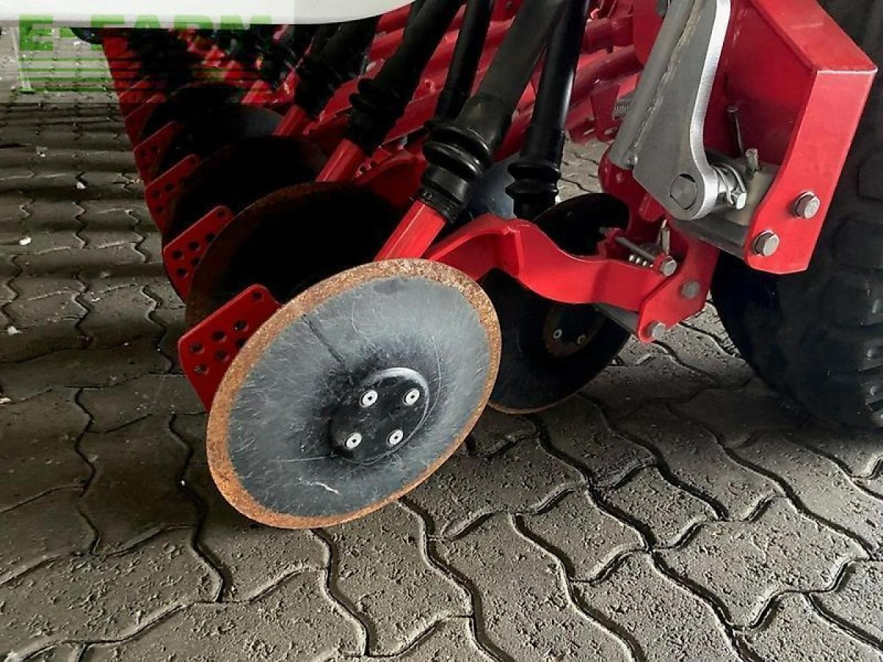 Pöttinger vitasem 3000 - Сеялка: фото 4 Pöttinger vitasem 3000 - Сеялка: фото 4