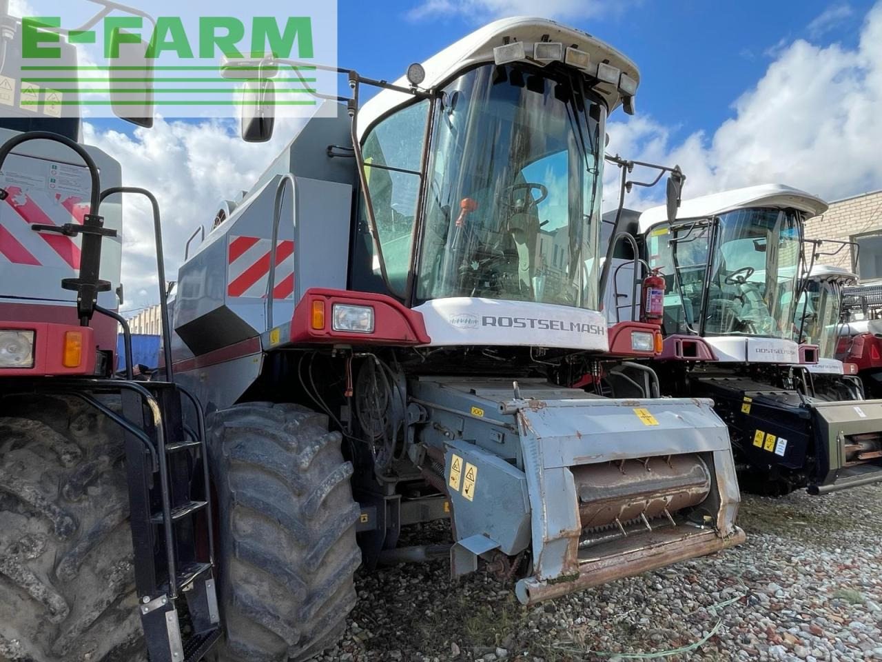 Rostselmash Vector 420 - Зерноуборочный комбайн: фото 3 Rostselmash Vector 420 - Зерноуборочный комбайн: фото 3