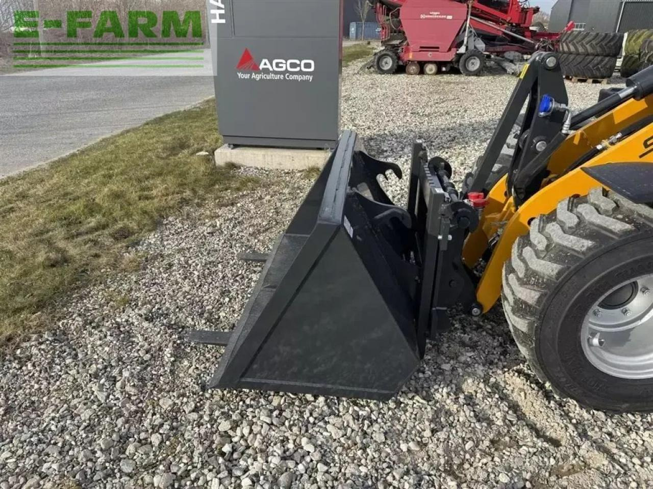 Schäffer 2430s elite - Мини-экскаватор: фото 3 Schäffer 2430s elite - Мини-экскаватор: фото 3