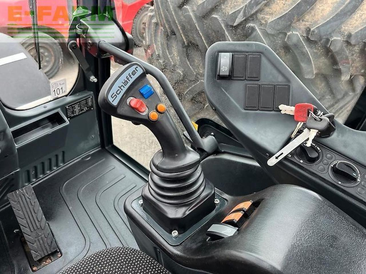 Колёсный погрузчик Schäffer 6680 t: фото 18