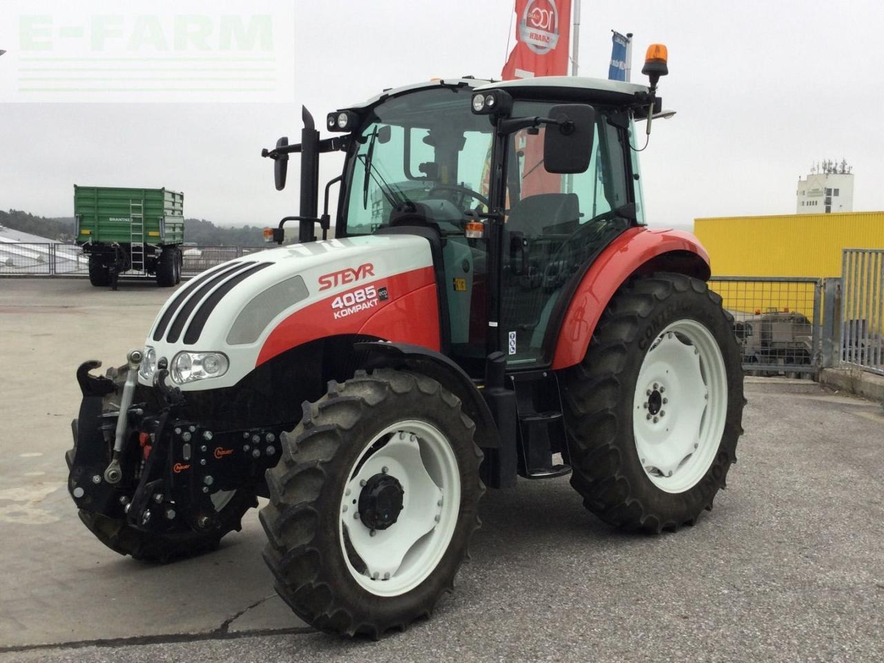 Steyr 4085 Kompakt - Трактор: фото 1 Steyr 4085 Kompakt - Трактор: фото 1