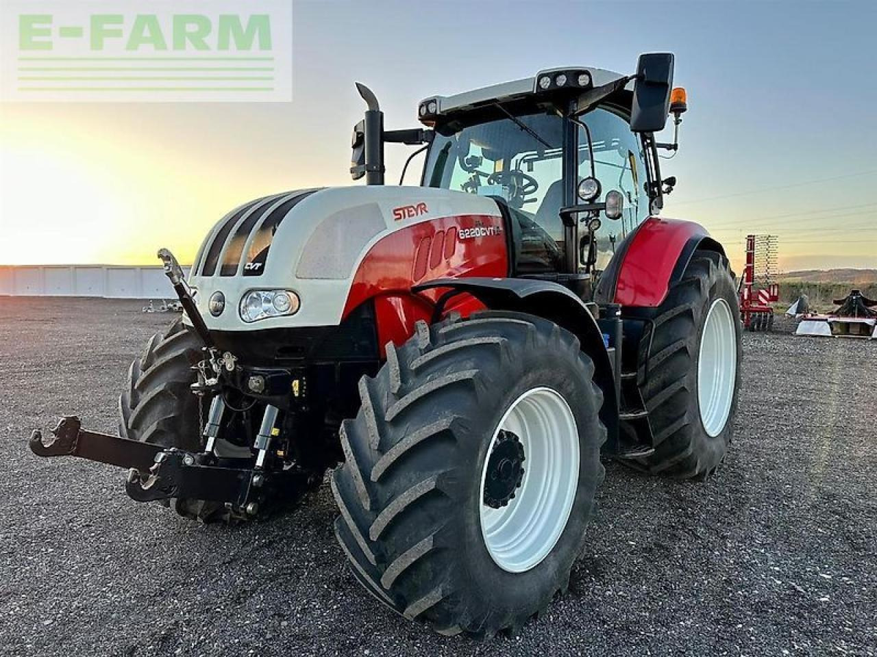 Steyr cvt 6220 - Трактор: фото 2 Steyr cvt 6220 - Трактор: фото 2