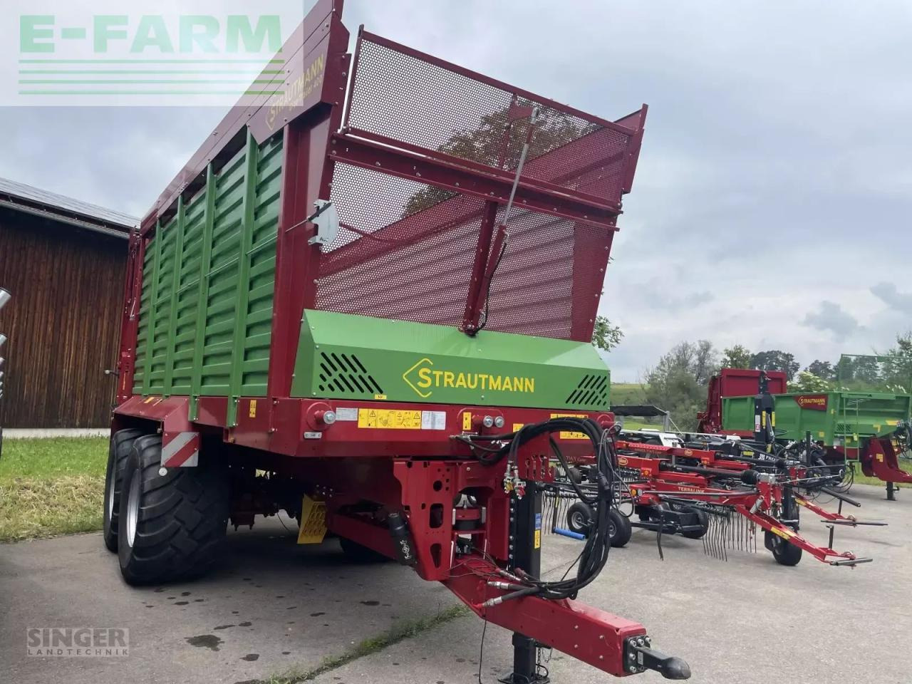 Strautmann giga-trailer 400 häckseltransport - Сельскохозяйственный прицеп-самосвал: фото 4 Strautmann giga-trailer 400 häckseltransport - Сельскохозяйственный прицеп-самосвал: фото 4