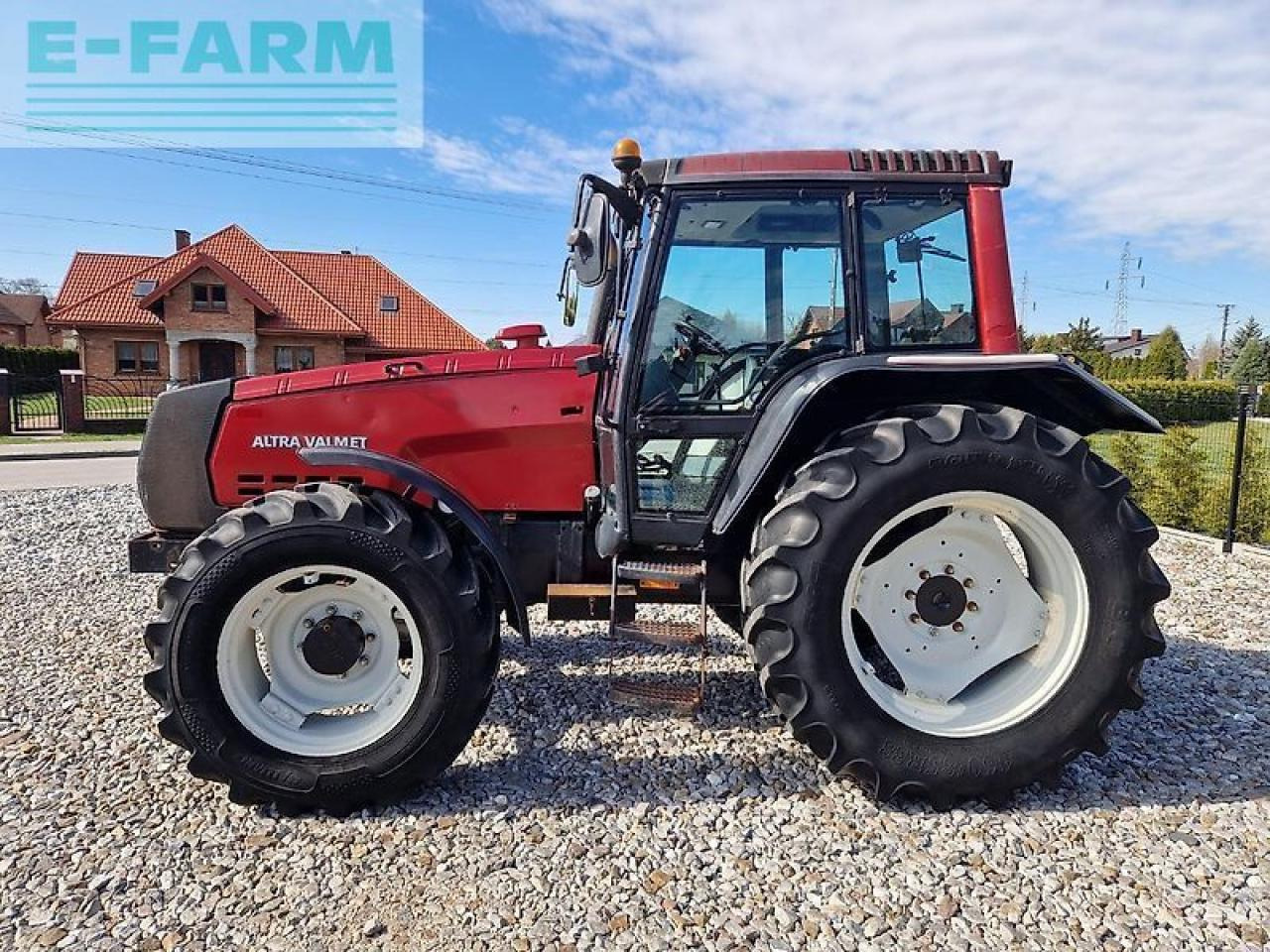 Valtra 8050 hitech HiTech - Трактор: фото 3 Valtra 8050 hitech HiTech - Трактор: фото 3