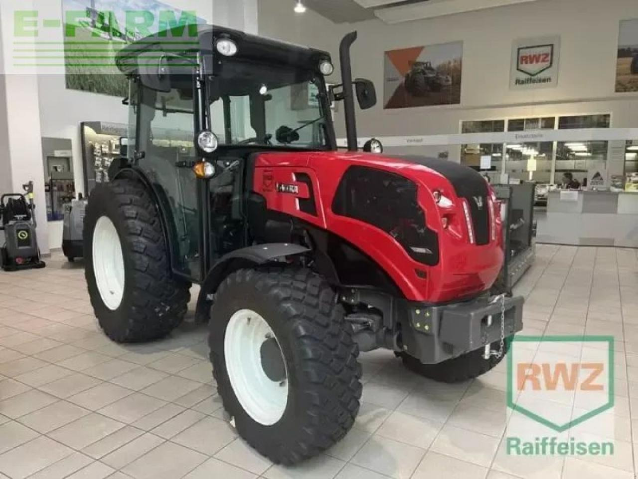 Valtra f105s 2d3 - Трактор: фото 1 Valtra f105s 2d3 - Трактор: фото 1