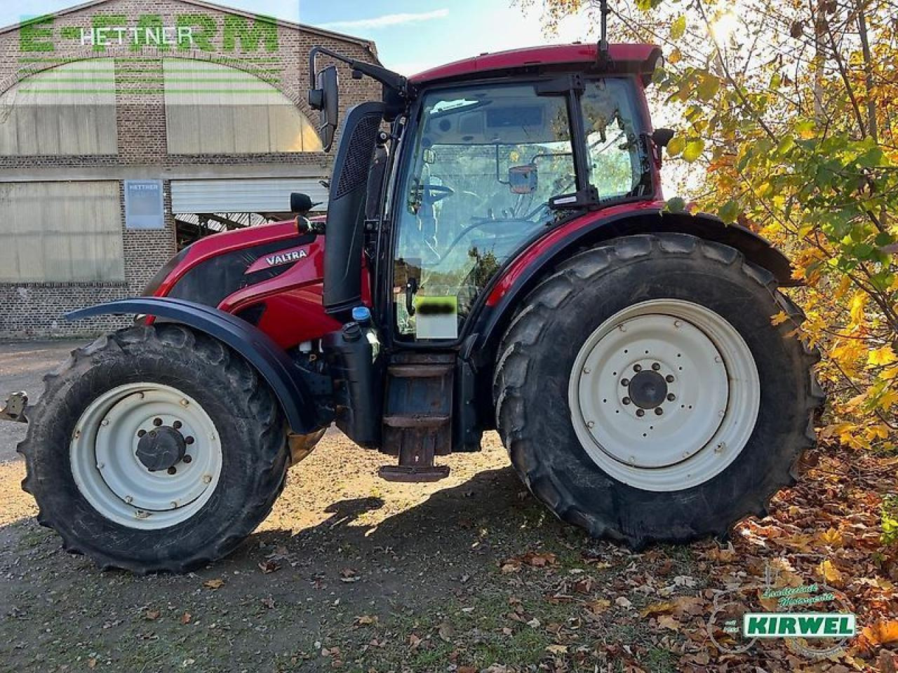 Valtra n 104 - Трактор: фото 3 Valtra n 104 - Трактор: фото 3