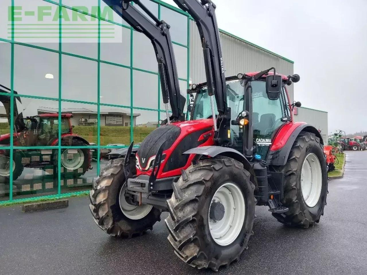 Valtra n 135 hitech 5 HiTech - Трактор: фото 1 Valtra n 135 hitech 5 HiTech - Трактор: фото 1