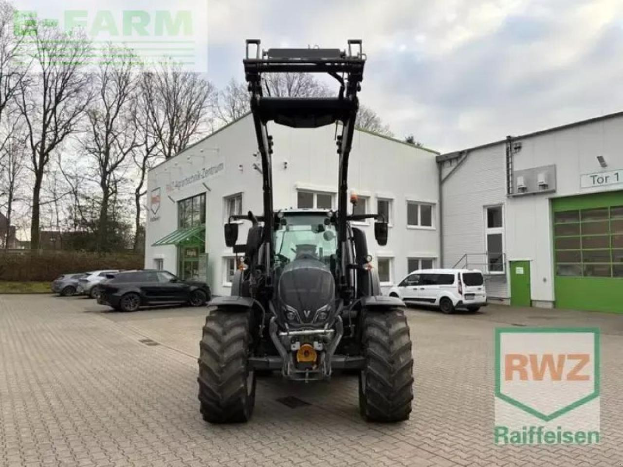 Valtra n134 a - Трактор: фото 1 Valtra n134 a - Трактор: фото 1