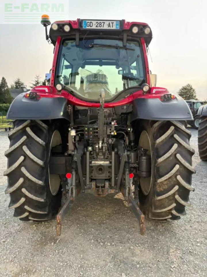 Valtra n135h - Трактор: фото 4 Valtra n135h - Трактор: фото 4
