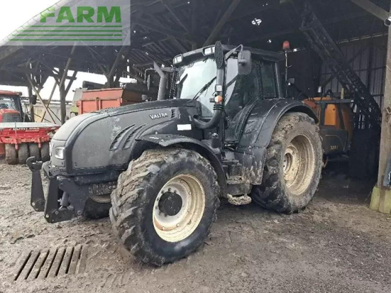 Valtra t172 - Трактор: фото 1 Valtra t172 - Трактор: фото 1