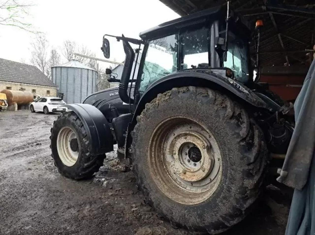 Valtra t172 - Трактор: фото 4 Valtra t172 - Трактор: фото 4