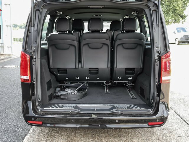MERCEDES-BENZ EQV 300 Avantgarde Line,lang,7Sitze,2xKlima,LED - Микроавтобус, Электробус: фото 2 MERCEDES-BENZ EQV 300 Avantgarde Line,lang,7Sitze,2xKlima,LED - Микроавтобус, Электробус: фото 2