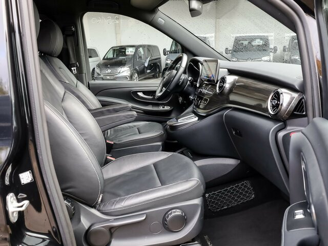 MERCEDES-BENZ EQV 300 Avantgarde,lang,6Sitze,2xSchiebetür el.... - Микроавтобус, Электробус: фото 5 MERCEDES-BENZ EQV 300 Avantgarde,lang,6Sitze,2xSchiebetür el.... - Микроавтобус, Электробус: фото 5