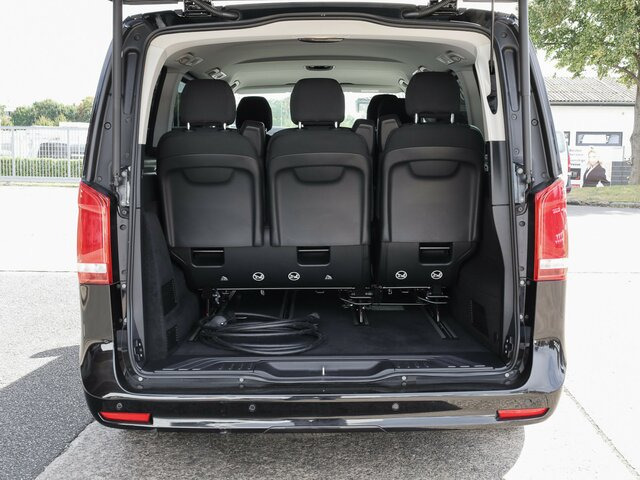 MERCEDES-BENZ EQV 300 lang,7Sitze,2xKlima,2Schiebetür el.,LED... - Микроавтобус, Электробус: фото 2 MERCEDES-BENZ EQV 300 lang,7Sitze,2xKlima,2Schiebetür el.,LED... - Микроавтобус, Электробус: фото 2