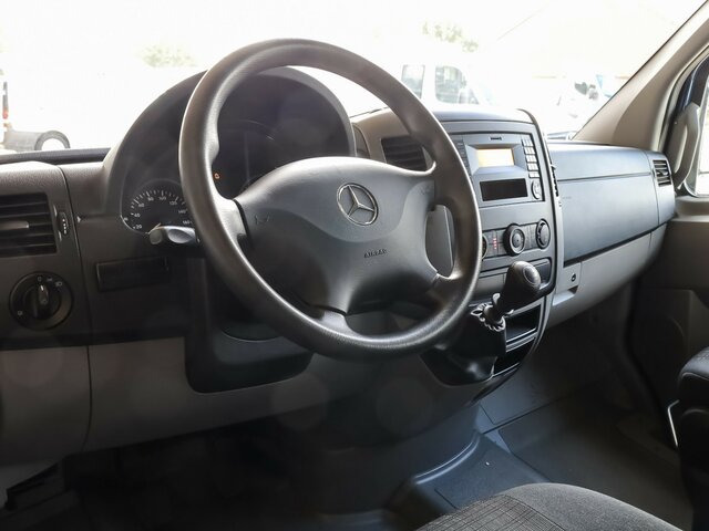 MERCEDES-BENZ Sprinter 316CDI DOKA,Allrad,Klima - Малотоннажный бортовой грузовик, Грузопассажирский фургон: фото 4 MERCEDES-BENZ Sprinter 316CDI DOKA,Allrad,Klima - Малотоннажный бортовой грузовик, Грузопассажирский фургон: фото 4