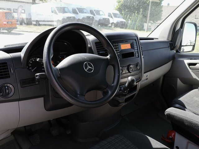 MERCEDES-BENZ Sprinter 316CDI DOKA,Allrad,Klima,Standhzg. - Тентованный фургон, Грузопассажирский фургон: фото 4 MERCEDES-BENZ Sprinter 316CDI DOKA,Allrad,Klima,Standhzg. - Тентованный фургон, Грузопассажирский фургон: фото 4