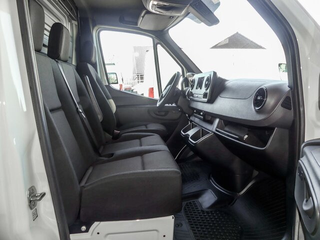 MERCEDES-BENZ Sprinter 317 CDI,3665mm,Automatik,Kamera - Цельнометаллический фургон: фото 2 MERCEDES-BENZ Sprinter 317 CDI,3665mm,Automatik,Kamera - Цельнометаллический фургон: фото 2
