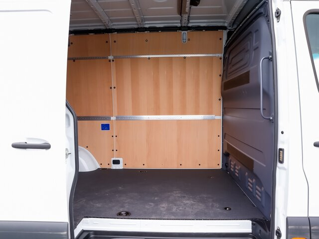 MERCEDES-BENZ Sprinter 317 CDI,3665mm,Automatik,Kamera - Цельнометаллический фургон: фото 2 MERCEDES-BENZ Sprinter 317 CDI,3665mm,Automatik,Kamera - Цельнометаллический фургон: фото 2
