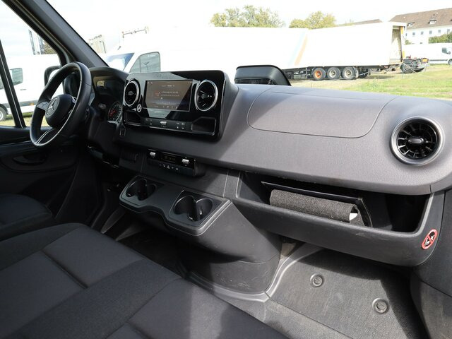 MERCEDES-BENZ Sprinter 317 Maxi,9GTronic,MBUX,Kamera... - Цельнометаллический фургон: фото 3 MERCEDES-BENZ Sprinter 317 Maxi,9GTronic,MBUX,Kamera... - Цельнометаллический фургон: фото 3