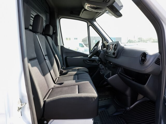 MERCEDES-BENZ Sprinter 317 Maxi,MBUX,Kamera,Tempomat - Цельнометаллический фургон: фото 3 MERCEDES-BENZ Sprinter 317 Maxi,MBUX,Kamera,Tempomat - Цельнометаллический фургон: фото 3