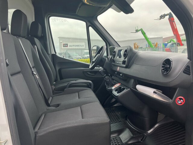 MERCEDES-BENZ Sprinter317CDI Maxi Koffer,Klima,MBUX - Фургон с закрытым кузовом: фото 4 MERCEDES-BENZ Sprinter317CDI Maxi Koffer,Klima,MBUX - Фургон с закрытым кузовом: фото 4